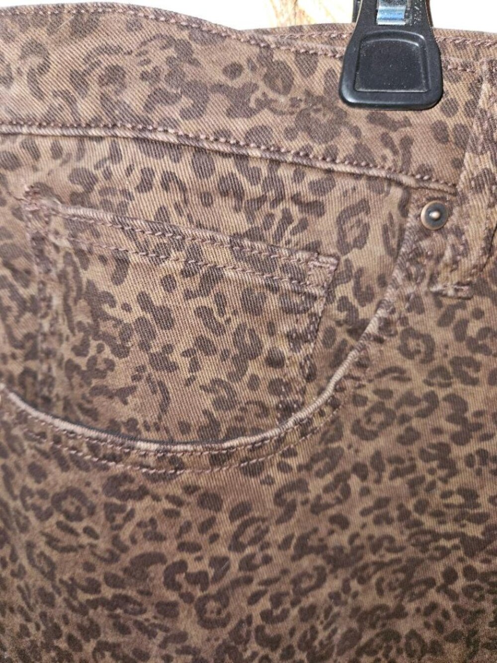 NWT Terra & Sky Cheeta print jeans Women's size 26W CUTE! FUN! - Picture 7 of 11